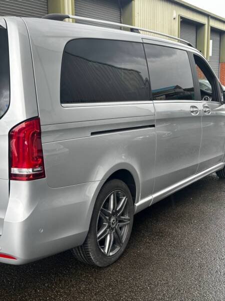 Accident repair Burton-on-Trent – Mercedes van repaired and refinished side view