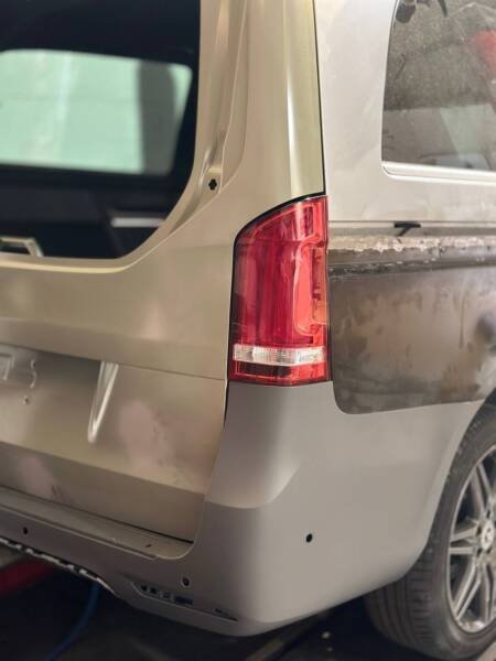 Accident repair Burton-on-Trent – primed rear corner ready for refinishing